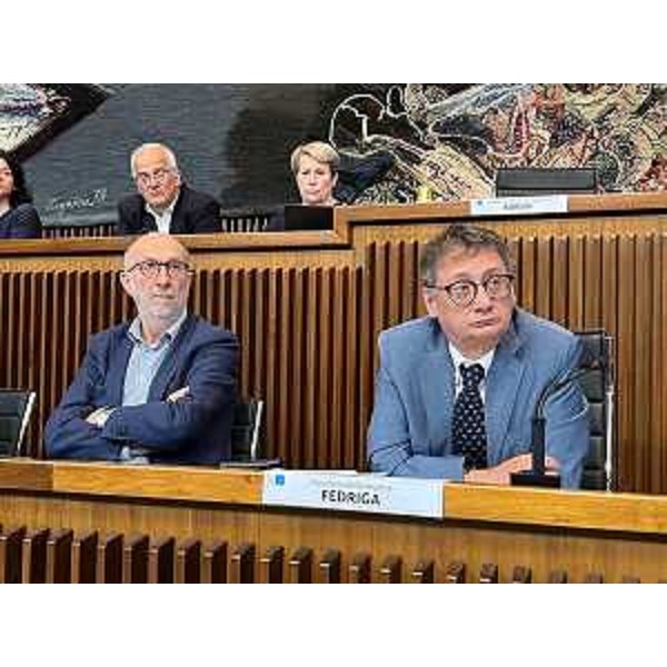 L'assessore regionale Riccardo Riccardi insieme a Carlo Bolzonello (Fp), presidente della III Commissione - L'assessore regionale Riccardo Riccardi insieme a Carlo Bolzonello (Fp), presidente della III Commissione