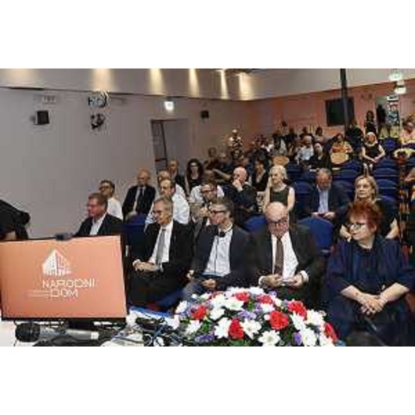 L'assessore regionale Pierpaolo Roberti al Narodni dom - L'assessore regionale Pierpaolo Roberti al Narodni dom