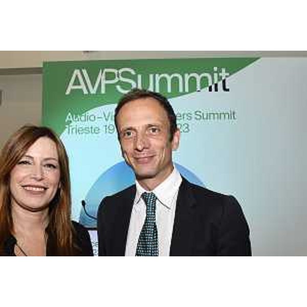 Il governatore del Friuli Venezia Giulia Massimiliano Fedriga assieme al sottosegretario di Stato al Ministero della Cultura Lucia Borgonzoni durante la conferenza stampa di apertura dell'Audio-Visual Producers Summit - Il governatore del Friuli Venezia Giulia Massimiliano Fedriga assieme al sottosegretario di Stato al Ministero della Cultura Lucia Borgonzoni durante la conferenza stampa di apertura dell'Audio-Visual Producers Summit
