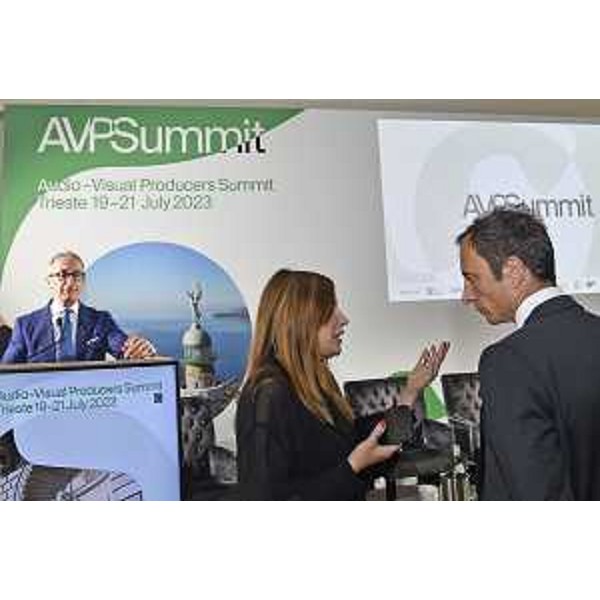 Il governatore del Friuli Venezia Giulia Massimiliano Fedriga assieme al sottosegretario di Stato al Ministero della Cultura Lucia Borgonzoni nell'ambito dell'Audio-Visual Producers Summit - Il governatore del Friuli Venezia Giulia Massimiliano Fedriga assieme al sottosegretario di Stato al Ministero della Cultura Lucia Borgonzoni nell'ambito dell'Audio-Visual Producers Summit 