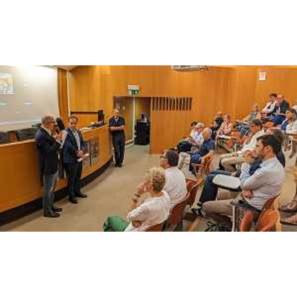 L'assessore Riccardo Riccardi al convegno formativo organizzato a Udine, all'ospedale Santa Maria della Misericordia - L'assessore Riccardo Riccardi al convegno formativo organizzato a Udine, all'ospedale Santa Maria della Misericordia 