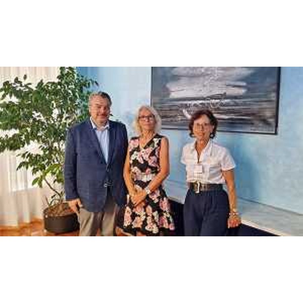 Diego Bernardis (Fedriga presidente) insieme all'assessore gradese Raffaella Marin e a Cristina Benussi - Diego Bernardis (Fedriga presidente) insieme all'assessore gradese Raffaella Marin e a Cristina Benussi