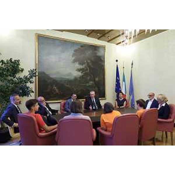 Un momento dell'incontro con i rappresentanti della Calicanto Onlus - Calicanto, ACON