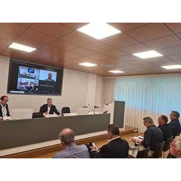 L'assessore Zannier in un momento dell'incontro a Udine con le associazioni di categoria del comparto agricolo - L'assessore Zannier in un momento dell'incontro a Udine con le associazioni di categoria del comparto agricolo 