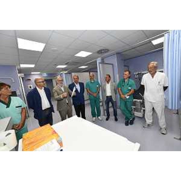 L'assessore Riccardo Riccardi all'Obi del Pronto soccorso di Cattinara - L'assessore Riccardo Riccardi all'Obi del Pronto soccorso di Cattinara