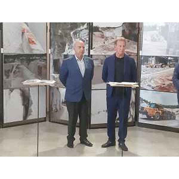 L'assessore regionale Fabio Scoccimarro (a destra) con il sindaco di Trieste Roberto Dipiazza - L'assessore regionale Fabio Scoccimarro (a destra) con il sindaco di Trieste Roberto Dipiazza