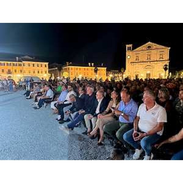 Il presidente del Consiglio reginale del Fvg, Mauro Bordin, durante il concerto di Anbima Fvg - Il presidente del Consiglio reginale del Fvg, Mauro Bordin, durante il concerto di Anbima Fvg