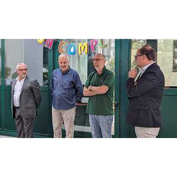 Lassessore regionale con delega alla Disabilità, Riccardo Riccardi, alla presentazione dei lavori di ammodernamento della struttura del Centro occupazionale diurno della Cooperativa sociale e associazione "Il Mosaico" di Codroipo. - Lassessore regionale con delega alla Disabilità, Riccardo Riccardi, alla presentazione dei lavori di ammodernamento della struttura del Centro occupazionale diurno della Cooperativa sociale e associazione "Il Mosaico" di Codroipo.