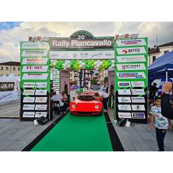 Un momento del rally - Un momento del rally