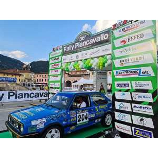 Un momento del rally - Un momento del rally