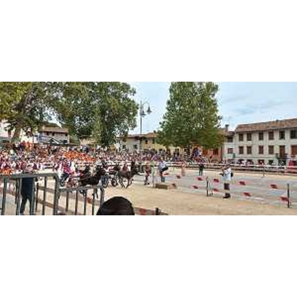 La partenza di una delle corse a Fagagna - La partenza di una delle corse a Fagagna