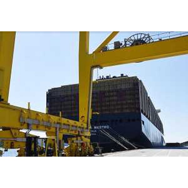 La Msc Nicola Mastro è stata presentata come la più grande ed efficiente nave portacontainer al mondo. - La Msc Nicola Mastro è stata presentata come la più grande ed efficiente nave portacontainer al mondo.