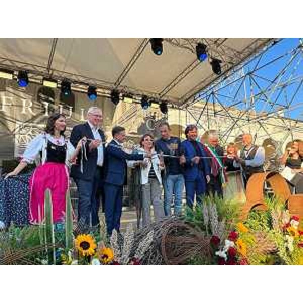 Un altro momento dell'inaugurazione - Un altro momento dell'inaugurazione 