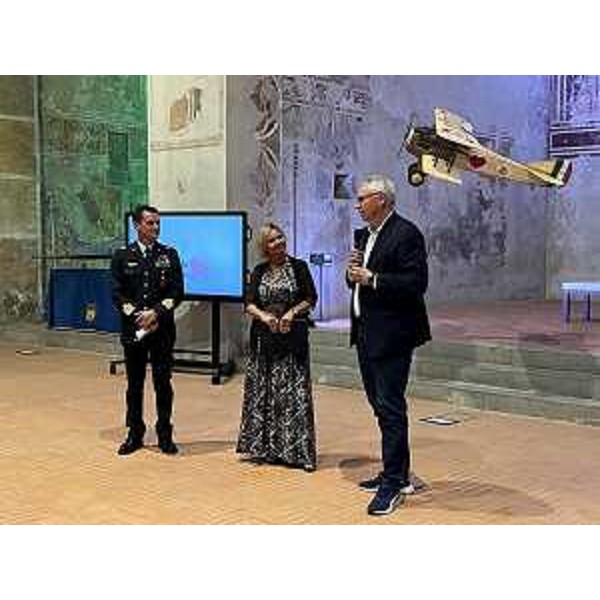 Il presidente del Consiglio regionale Fvg, Mauro Bordin, prende la parola nella chiesa di San Francesco a Udine - Il presidente del Consiglio regionale Fvg, Mauro Bordin, prende la parola nella chiesa di San Francesco a Udine