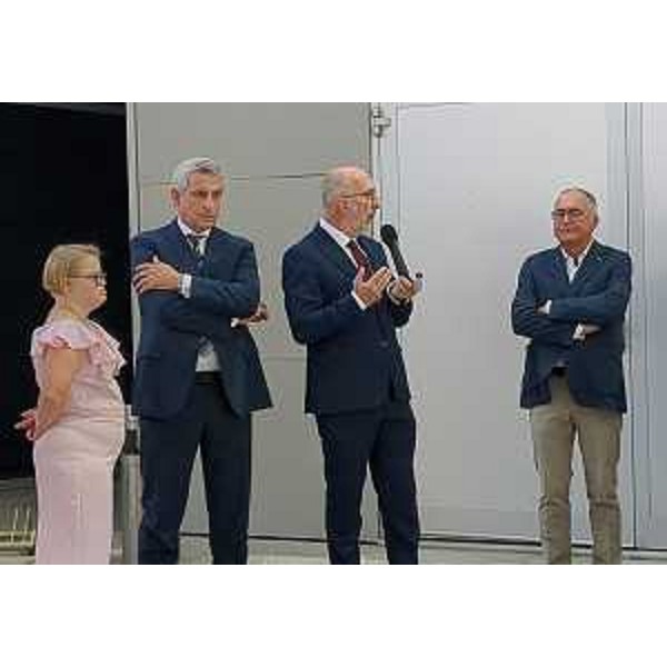 L'assessore regionale alla Salute Riccardo Riccardi (terzo da sinistra) all'inaugurazione dei locali della struttura "RiabilitaFvg" a Tavagnacco - L'assessore regionale alla Salute Riccardo Riccardi (terzo da sinistra) all'inaugurazione dei locali della struttura "RiabilitaFvg" a Tavagnacco