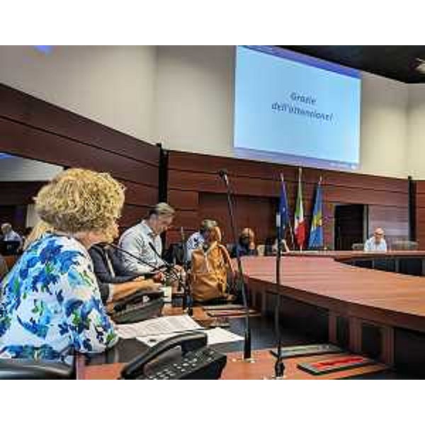 L'assessore regionale alla Disabilità Riccardo Riccardi (ultimo a destra nella foto) a confronto a Palmanova sulla Legge 16/22 - L'assessore regionale alla Disabilità Riccardo Riccardi (ultimo a destra nella foto) a confronto a Palmanova sulla Legge 16/22