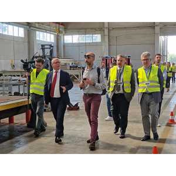 Diego Bernardis (Fp) nel corso della visita odierna - Diego Bernardis (Fp) nel corso della visita odierna