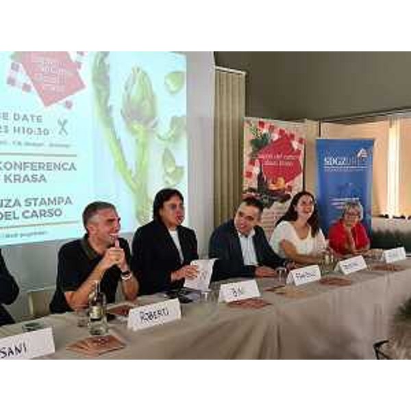 Gli assessori Pierpaolo Roberti e Sergio Emidio Bini alla presentazione di Sapori del Carso - Gli assessori Pierpaolo Roberti e Sergio Emidio Bini alla presentazione di Sapori del Carso