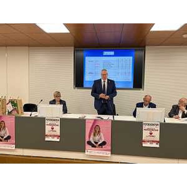 Mauro Bordin, presidente del Consiglio regionale del Fvg, durante la conferenza della Lilt Udine - Mauro Bordin, presidente del Consiglio regionale del Fvg, durante la conferenza della Lilt Udine 