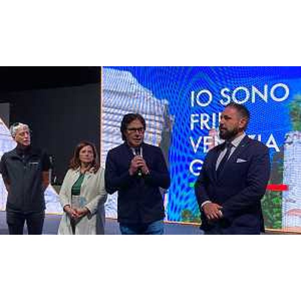 L'assessore Bini durante la presentazione del volume "Aquileia. Una guida" - L'assessore Bini durante la presentazione del volume "Aquileia. Una guida"