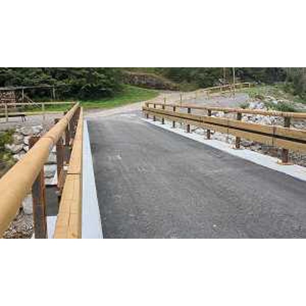 Il nuovo ponte a Forni Avoltri sul rio Aqualena - Il nuovo ponte a Forni Avoltri sul rio Aqualena