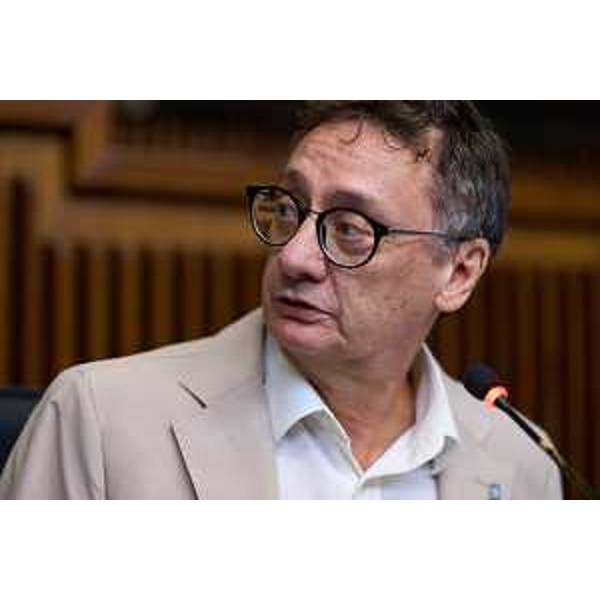 Il presidente della III Commissione, Carlo Bolzonello (Fp) - Il presidente della III Commissione, Carlo Bolzonello (Fp)