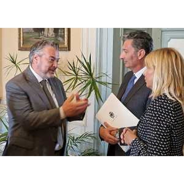 Il consigliere regionale Diego Bernardis (Fp), l'Ad Vinicio Mosè Vigilante e la presidente di Apt Gorizia, Caterina Belletti - Il consigliere regionale Diego Bernardis (Fp), l'Ad Vinicio Mosè Vigilante e la presidente di Apt Gorizia, Caterina Belletti