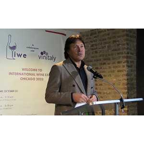 L'intervento dell'assessore Bini alla cerimonia di apertura dell'International wine expo a Chicago - L'intervento dell'assessore Bini alla cerimonia di apertura dell'International wine expo a Chicago
