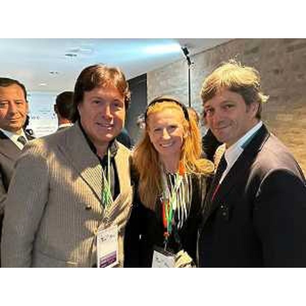 L'assessore regionale Sergio Emidio Bini con il presidente dell'Ice Matteo Zoppas - L'assessore regionale Sergio Emidio Bini con il presidente dell'Ice Matteo Zoppas