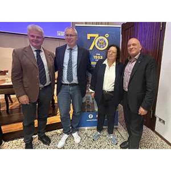Il presidente Federico Vicario, il presidente Mauro Bordin, la regista Antonia Pillosio, il presidente Loris Basso - Il presidente Federico Vicario, il presidente Mauro Bordin, la regista Antonia Pillosio, il presidente Loris Basso