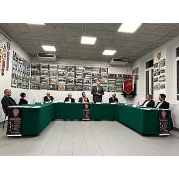 Il presidente Mauro Bordin interviene durante la presentazione dell'evento di Carlino - Il presidente Mauro Bordin interviene durante la presentazione dell'evento di Carlino