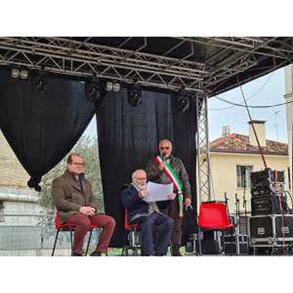 Il vicegovernatore Mario Anzil alla chiusura della Fiera di San Simone a Codroipo e del progetto 'Celiberti a Codroipo' - Il vicegovernatore Mario Anzil alla chiusura della Fiera di San Simone a Codroipo e del progetto 'Celiberti a Codroipo'