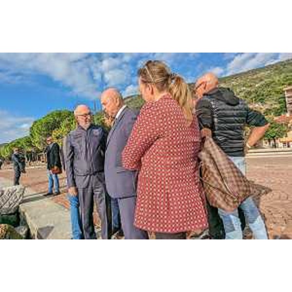 Un momento del sopralluogo di Riccardi al quale ha pqartecipato anche il sindaco Roberto Dipiazza. - Un momento del sopralluogo di Riccardi al quale ha pqartecipato anche il sindaco Roberto Dipiazza.