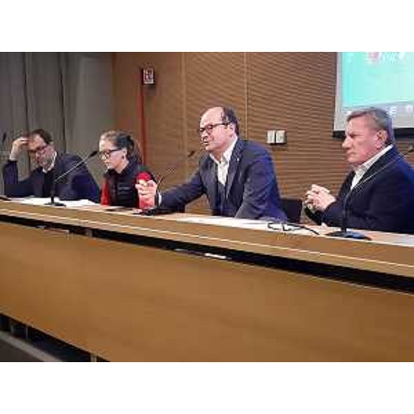 Il vicegovernatore con delega Cultura e sport Mario Anzil al Consiglio regionale del Coni - Il vicegovernatore con delega Cultura e sport Mario Anzil al Consiglio regionale del Coni