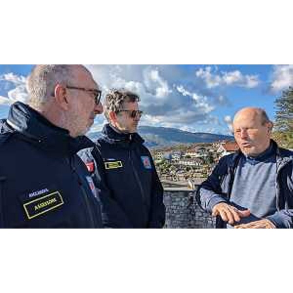 L'assessore Riccardo Riccardi con il sindaco di Clauzetto Giuliano Cescutti - L'assessore Riccardo Riccardi con il sindaco di Clauzetto Giuliano Cescutti