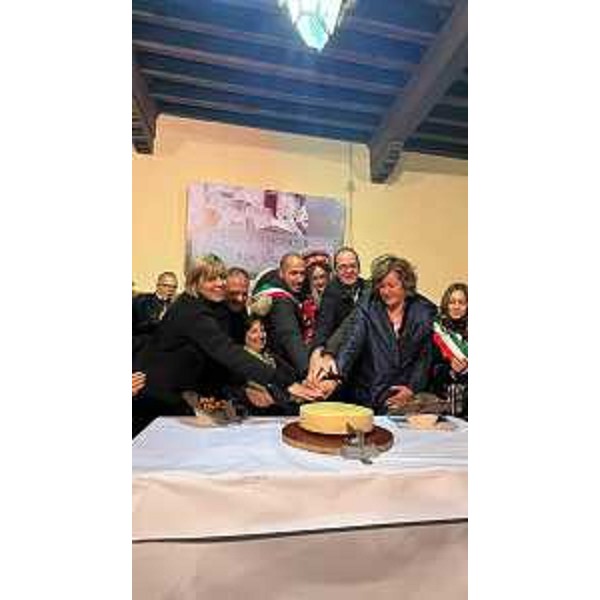 L'assessore regionale alle Finanze Barbara Zilli all'inaugurazione della 22esima edizione di "Gemona, formaggio e dintorni". - L'assessore regionale alle Finanze Barbara Zilli all'inaugurazione della 22esima edizione di "Gemona, formaggio e dintorni".