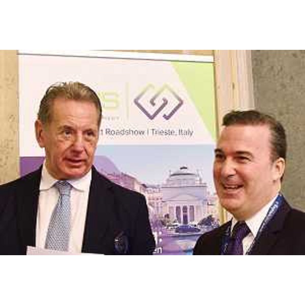 L'assessore Fabio Scoccimarro con Dino Fortunato, chief technical Advisor di Unido - L'assessore Fabio Scoccimarro con Dino Fortunato, chief technical Advisor di Unido