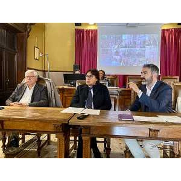 L'assessore regionale alle Attività produttive Sergio Emidio Bini in municipio a San Vito al Tagliamento - L'assessore regionale alle Attività produttive Sergio Emidio Bini in municipio a San Vito al Tagliamento