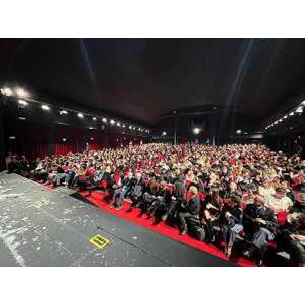 Il presidente Mauro Bordin segue il dibattito conclusivo in prima fila a Trieste - Il presidente Mauro Bordin segue il dibattito conclusivo in prima fila a Trieste