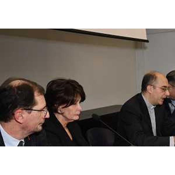 Lassessore al Lavoro Alessia Rosolen nel corso del convegno "Lindustria a Trieste: luci e ombre" - Lassessore al Lavoro Alessia Rosolen nel corso del convegno "Lindustria a Trieste: luci e ombre"