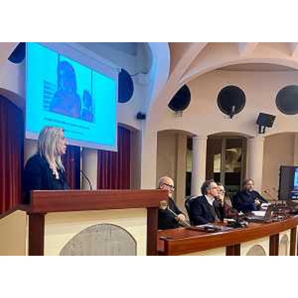 L'intervento dell'assessore regionale Cristina Amirante nel corso del seminario svoltosi a Pordenone - L'intervento dell'assessore regionale Cristina Amirante nel corso del seminario svoltosi a Pordenone