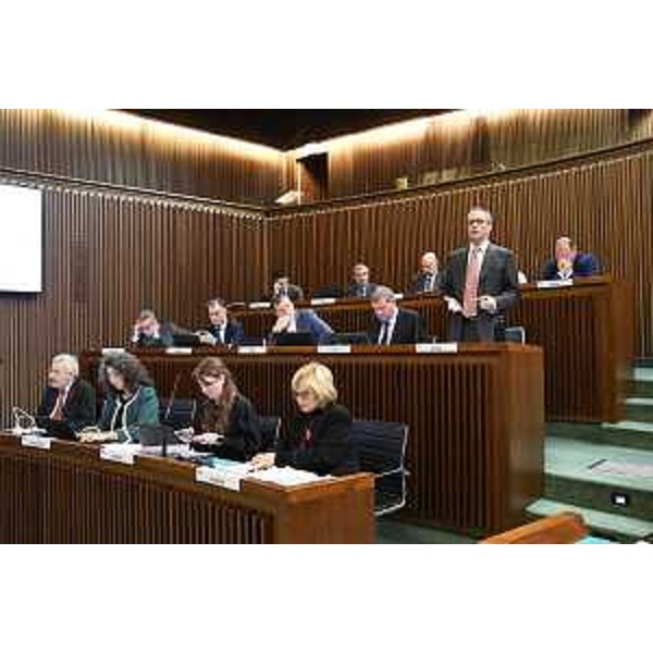 I banchi della Minoranza - I banchi della Minoranza