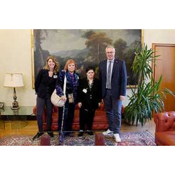  - Erika Pontelli, assistente sociale, Maria Cristina Schiratti, presidente di Anffas Udine e del Fvg, Francesca Stella, leader degli autorappresentati Anffas, e il presidente dell'Aula, Mauro Bordin