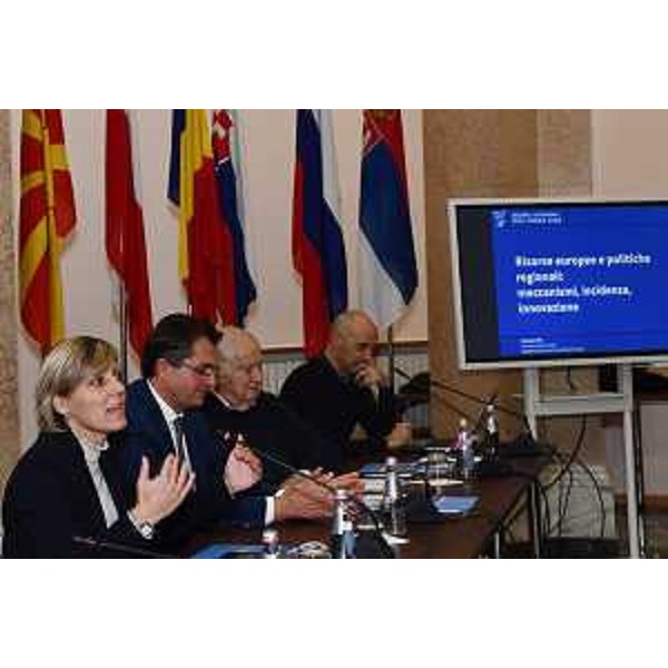 L'assessore regionale Barbara Zilli mentre interviene al seminario - L'assessore regionale Barbara Zilli mentre interviene al seminario