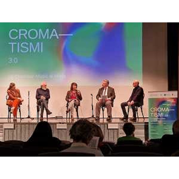Un momento della presentazione di Cromatismi 3.0 - Un momento della presentazione di Cromatismi 3.0