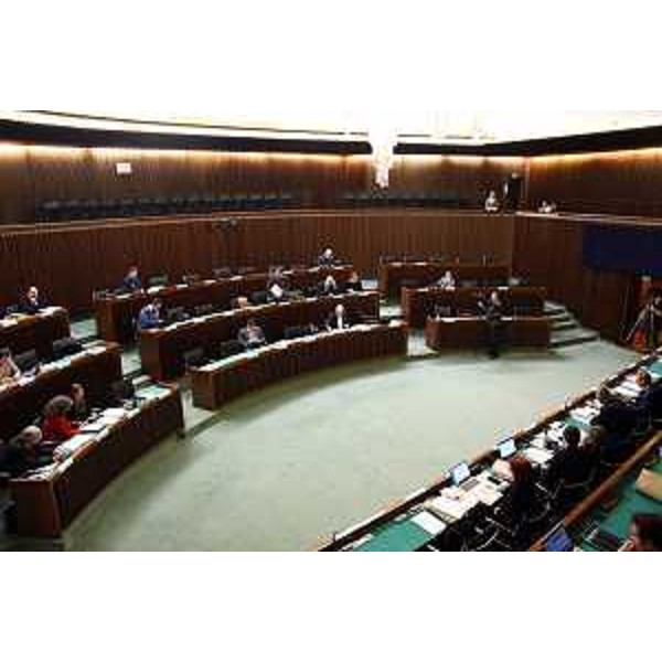 La I Commissione integrata riunita nell'aula consiliare - La I Commissione integrata riunita nell'aula consiliare