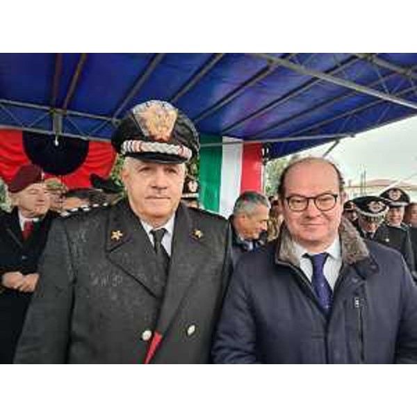 Il vice presidente del Friuli Venezia Giulia Mario Anzil insieme al Comandante Generale dellArma dei Carabinieri Teo Luzi. - Il vice presidente del Friuli Venezia Giulia Mario Anzil insieme al Comandante Generale dellArma dei Carabinieri Teo Luzi.