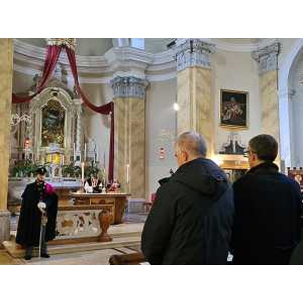L'altare della Chiesa della Beata Vergine del Soccorso di Trieste. - L'altare della Chiesa della Beata Vergine del Soccorso di Trieste.