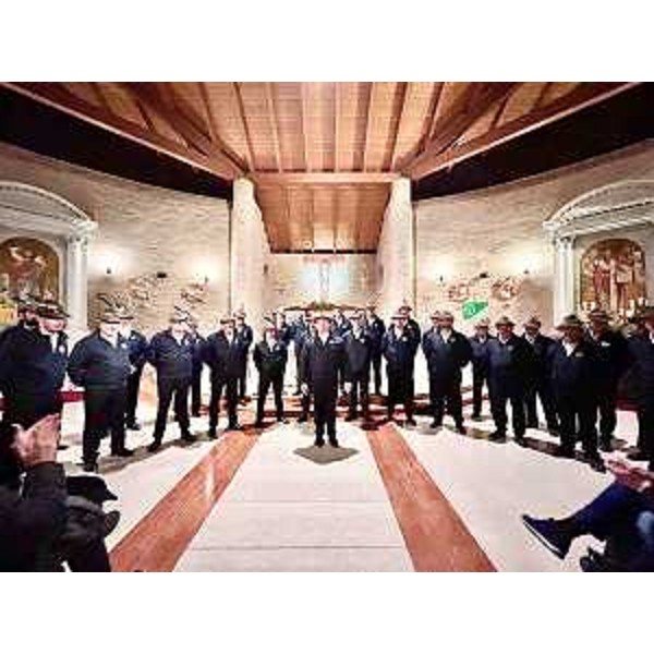 Il coro sezionale Ana Udine - Gruppo alpini di Codroipo - Il coro sezionale Ana Udine - Gruppo alpini di Codroipo