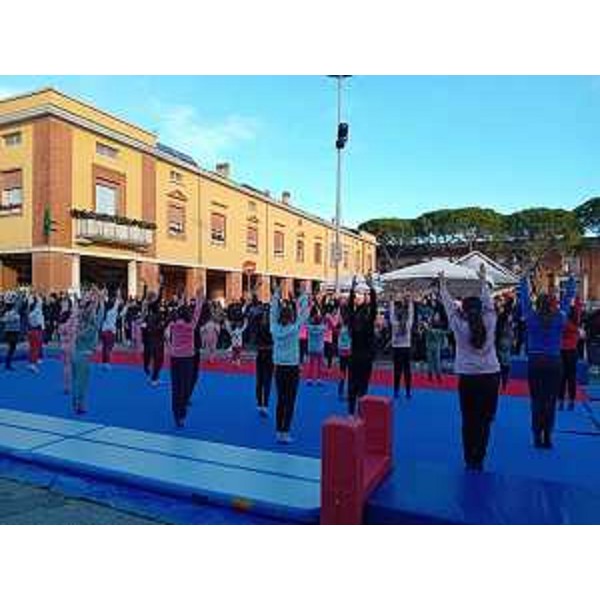 L'esibizione della Ginnastica Libertas - L'esibizione della Ginnastica Libertas
